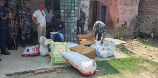 सर्लाहीमा १ लाख बराबरको ईलेक्ट्रोनिक सामान सशस्त्र प्रहरीद्वारा बरामद