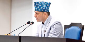नियमावली सम्झाउँदै संसद्मा मोबाइल प्रयोग नगर्न सांसदहरूलाई सभामुखले गराए सचेत